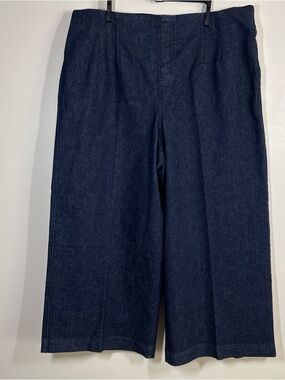 SPANX 3X Jeans Zero Waistband Cropped
Wide Leg style 20808R Raw Indigo 27 in